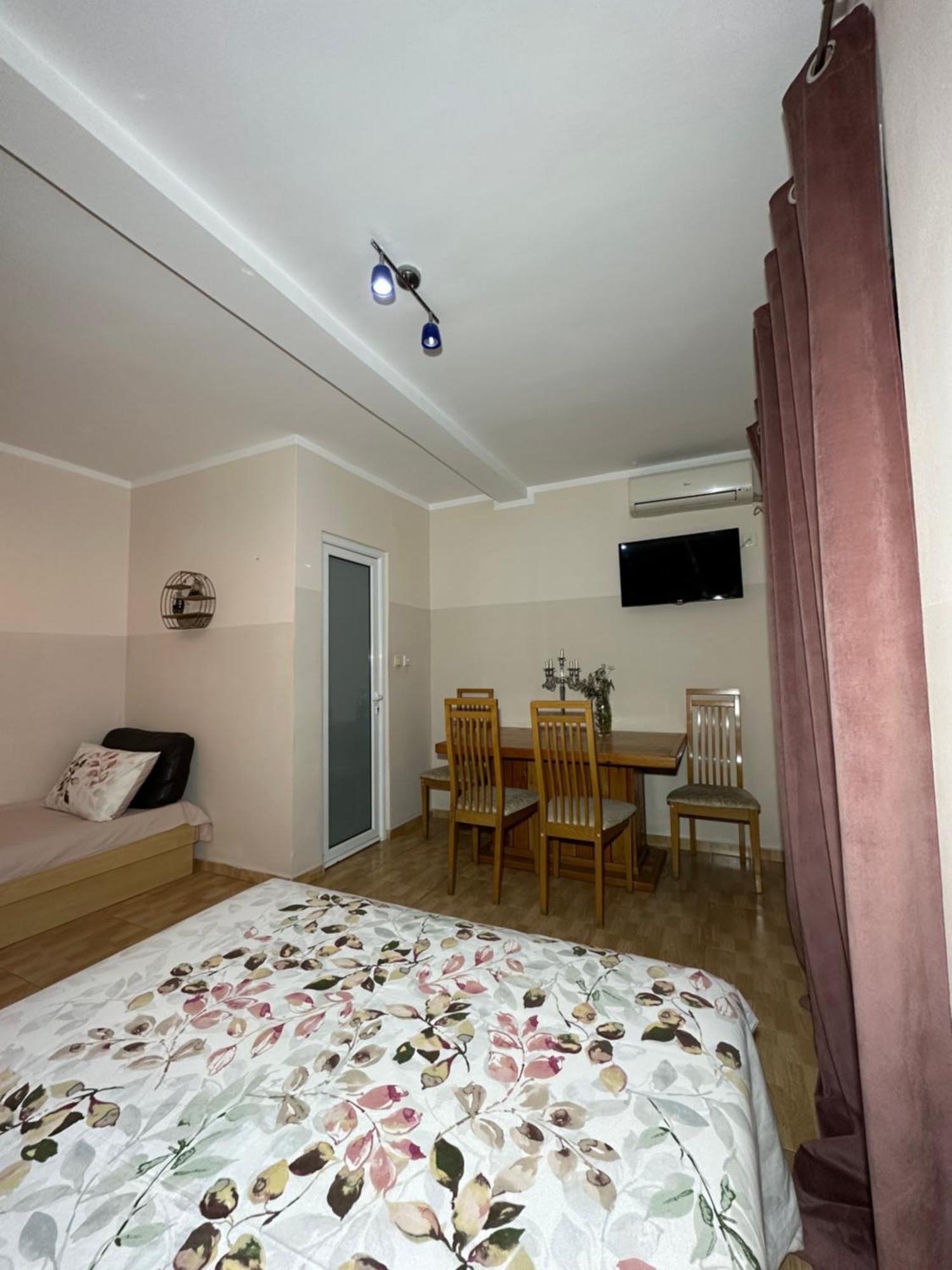 Apartmani Simona Будва Экстерьер фото
