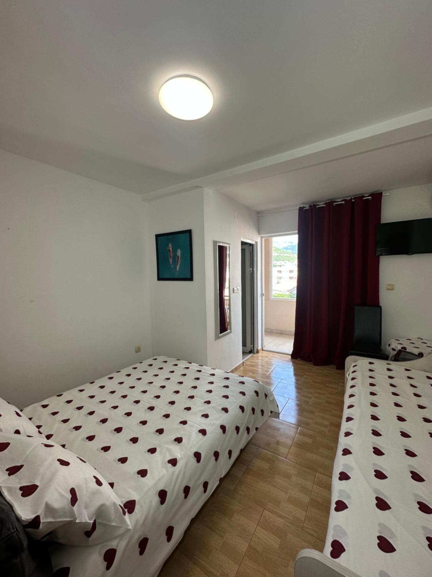 Apartmani Simona Будва Экстерьер фото